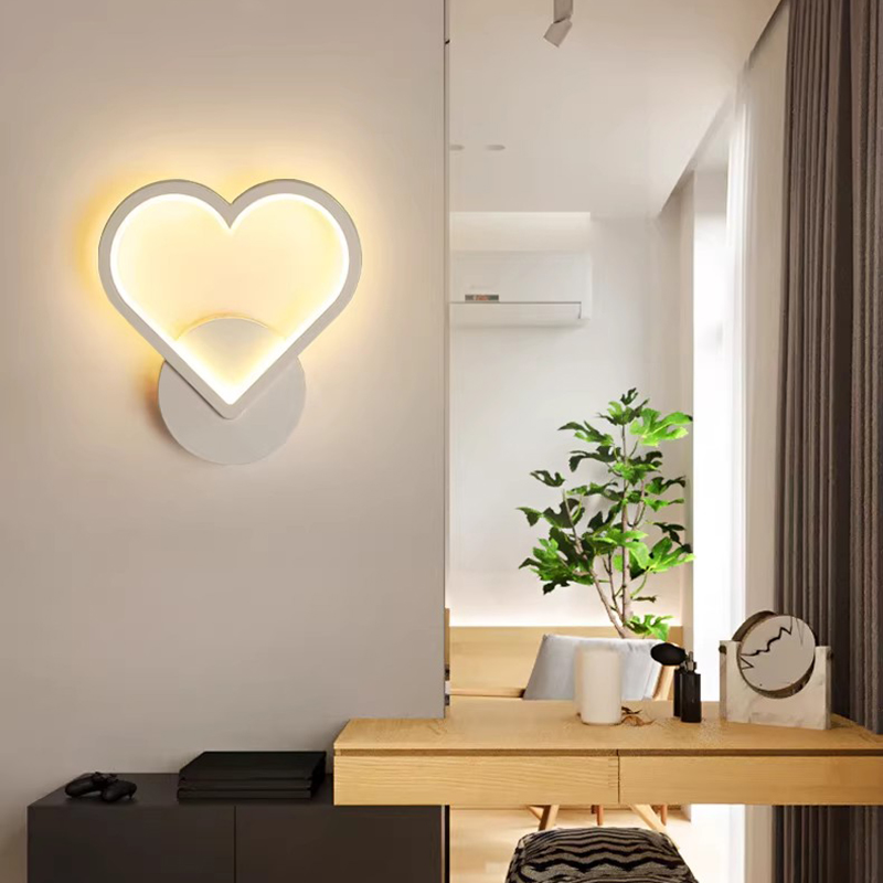 Modern Heart Shapeled Creative Linear LED Wall Light for Bedroom Bedside Staircase Corridor