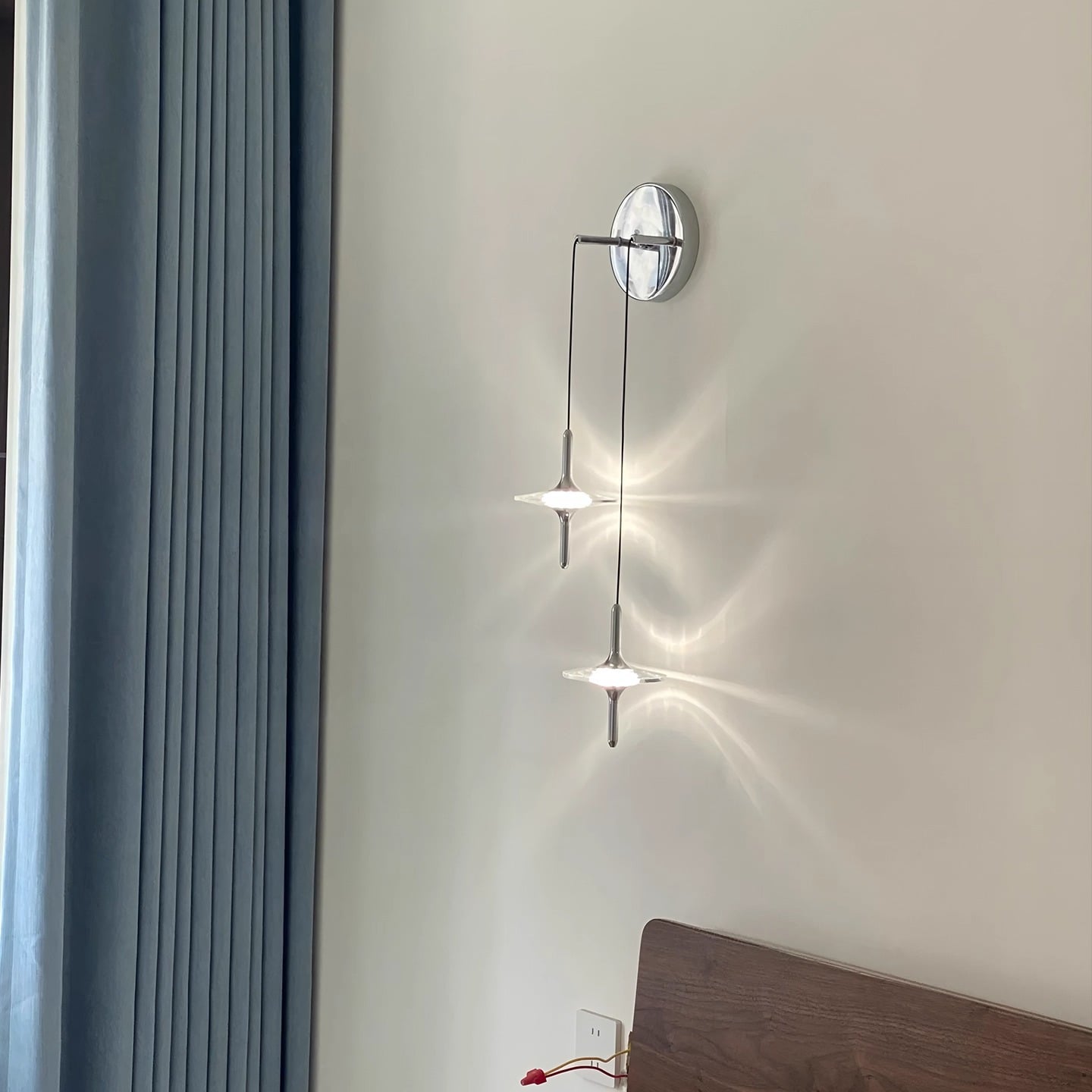 Modern Vertical Sconce Light Fixture Stainless Steel K9 Crystal Living Wall Lamp