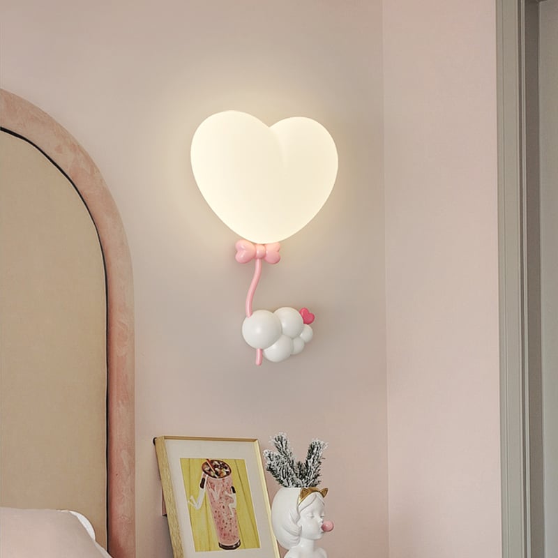 Children's Room Cartoon Cream Heart-Shaped Balloon Wall Lamp