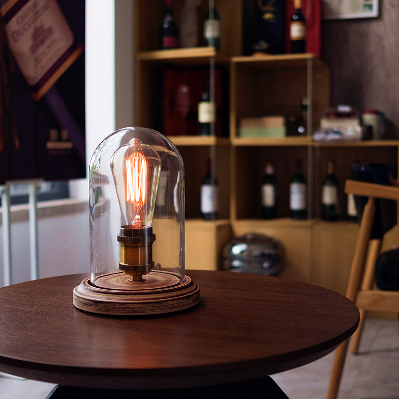 The Glare-Reduction Technology in Modern Bedside Table Lamps