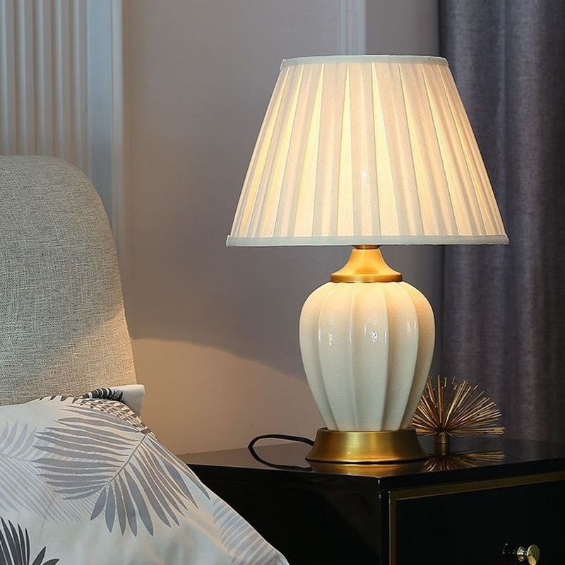 Amerikansk luksuslampe i helkopper med keramisk skjerm til soverom og stue