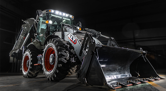 With the launching of its PRO series, AOLITE is moving towards the high-end backhoe loaders’ market.