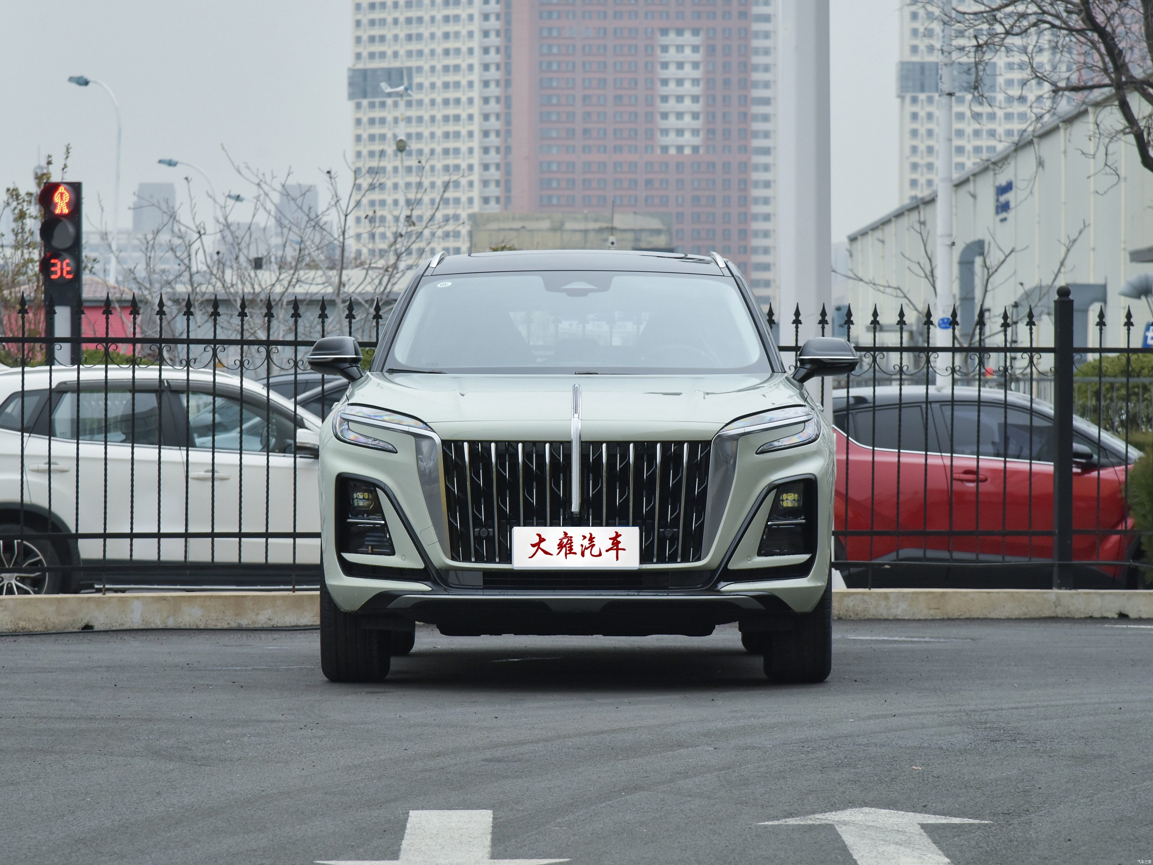 În interiorul Hongqi: Ascensiunea unei mărci premium de automobile din China