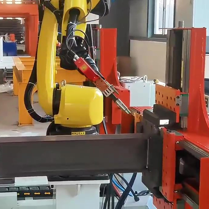 Non-teaching intelligent welding for structural steel applications.