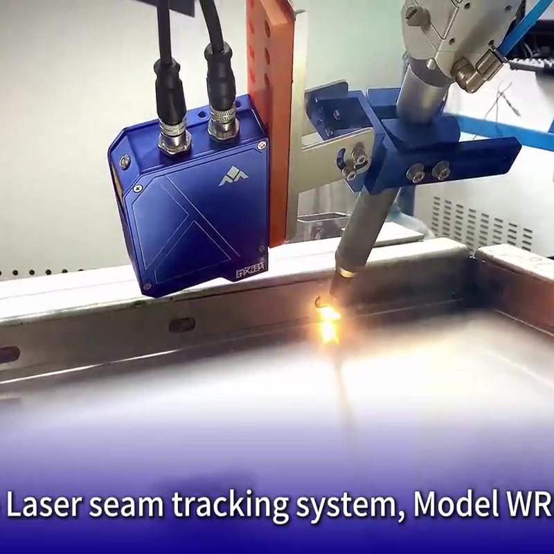 Zero weld tracking for applications in stainless steel welding.