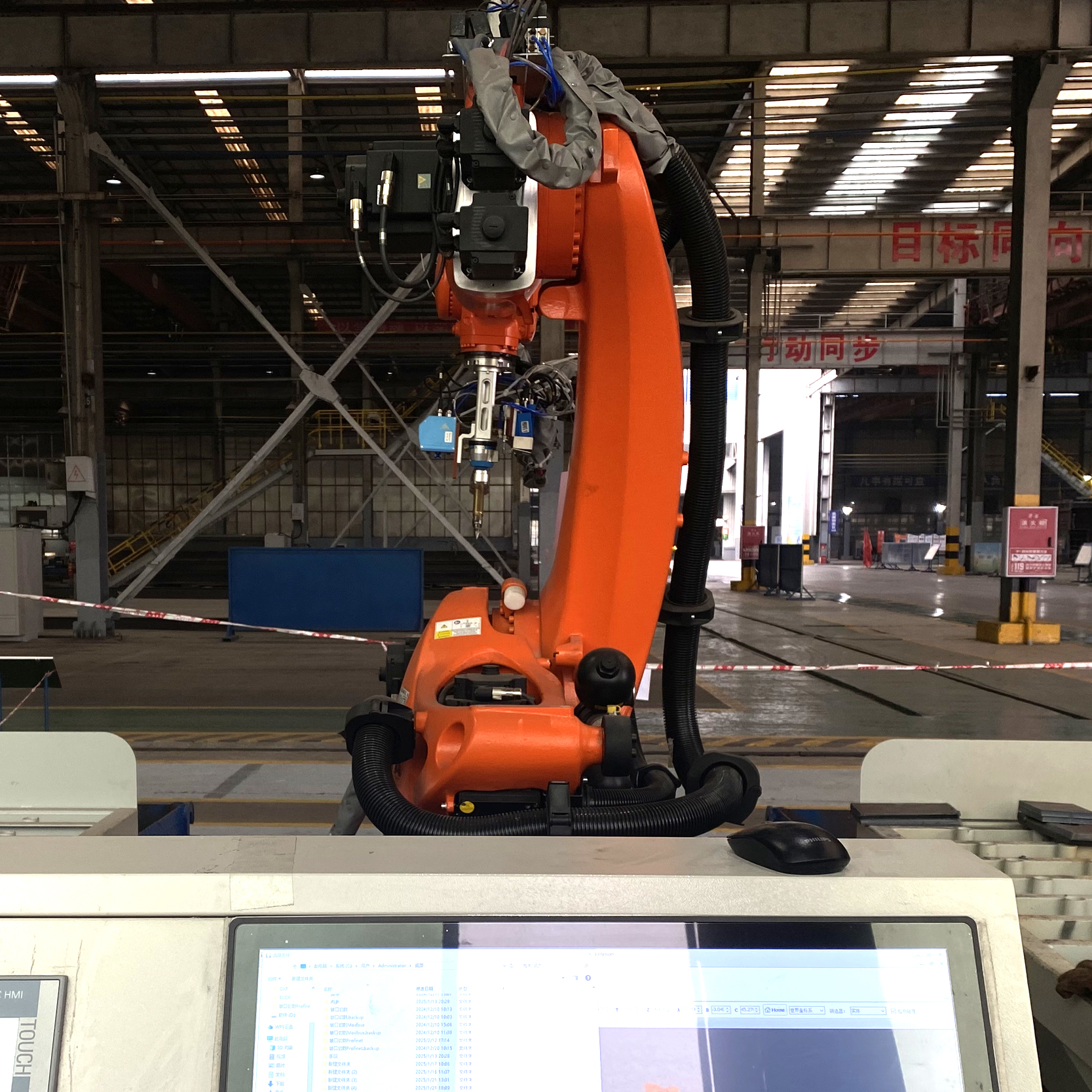  Intelligen Robot Flame Plasma Bevel Cutting  Station