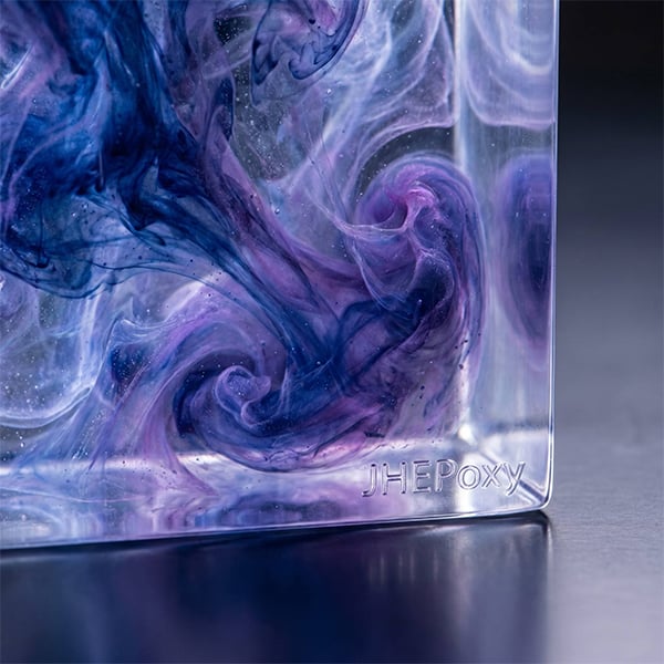 The Color Magic of Resin Art: Techniques for Creating Deep Color Layers Using High-Concentration Pigments