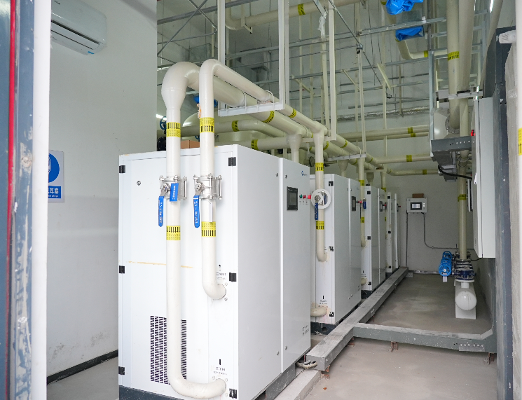 How to Extend the Service Life of a Medical Suction Machine?