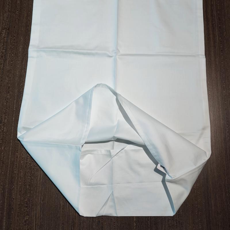 Commercial hotel pillowcase with end-edge envelope overlap closure ensuring a neat fit for luxury guest rooms.jpg