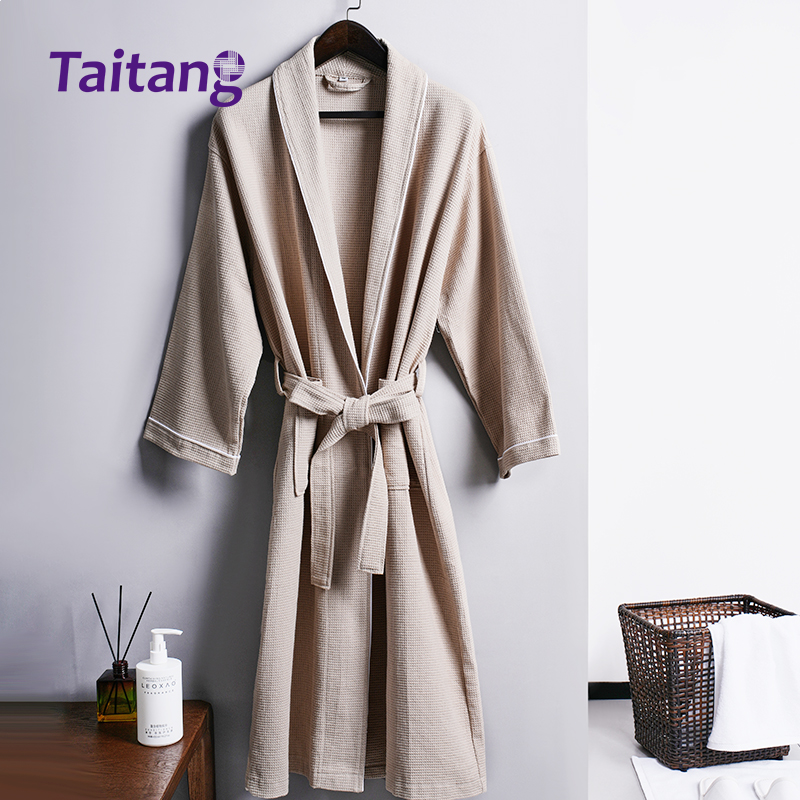 Mehmonxona spa bathrobesi, vaffel to‘qilgan paxta bathrobe, shawl yaka, oq chiziqchali dizayn, kurort uchun maxsus logotip va katta hajmdagi B2B ta'minoti