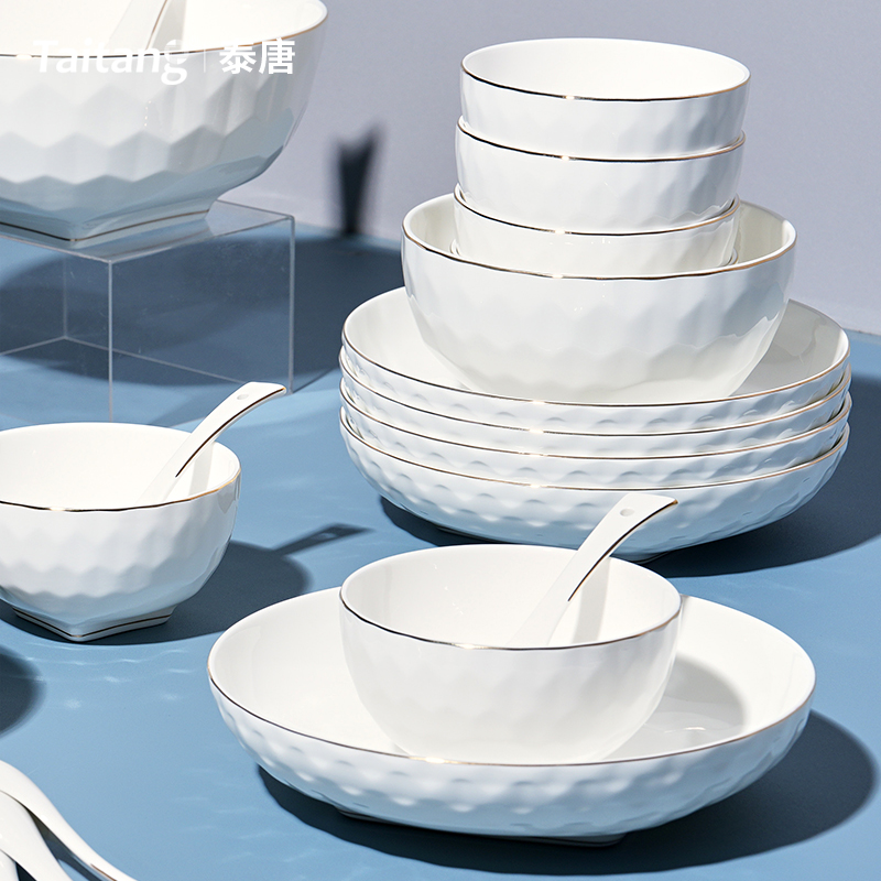 Water Cube White Bone China Dinnerware Set Luxury Geometric Fine Bone China Dishes for Star Hotels & Restaurants