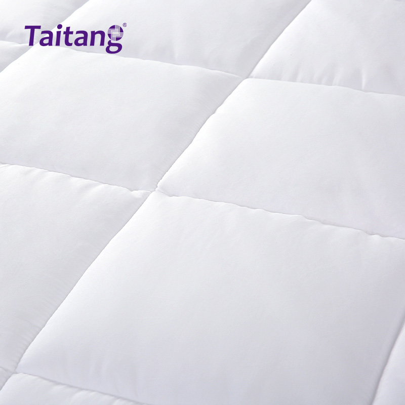 Hotel Collection Duvet Insert Luxury Down Alternative Comforter with 100% Cotton Shell for Hospitality Procurement