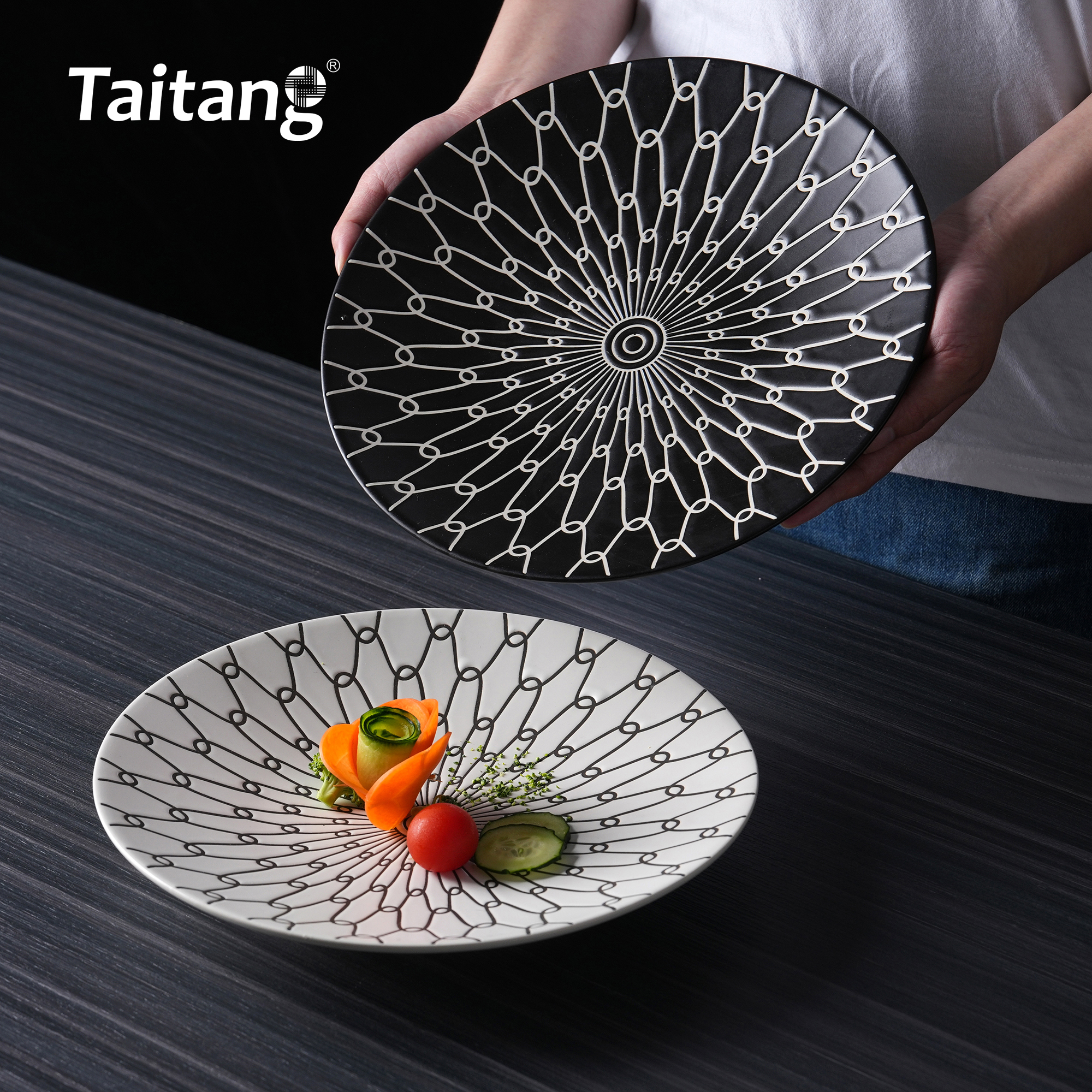 Geometric Pattern Porcelain Dinnerware Collections Commercial Footed Plate Set for Luxury Hotels & Restaurants