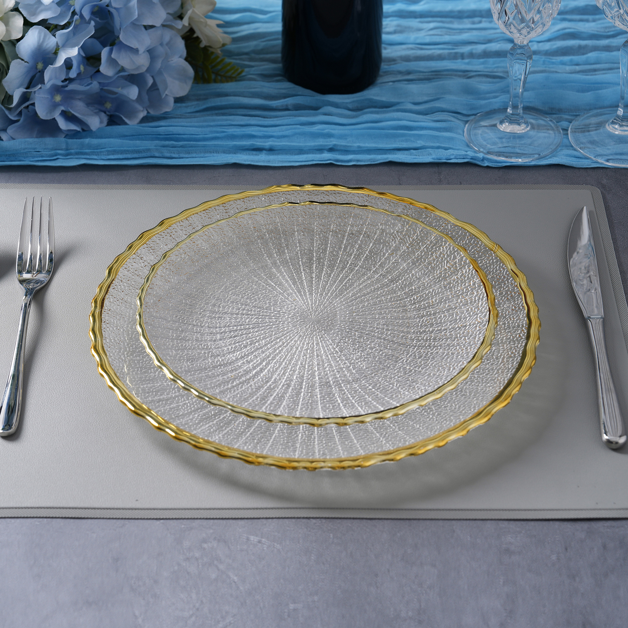 Luxury Glass Dinner Plates in Bulk Gold and Silver Rimmed Glass Charger Plates for Weddings and Hotel Banquets