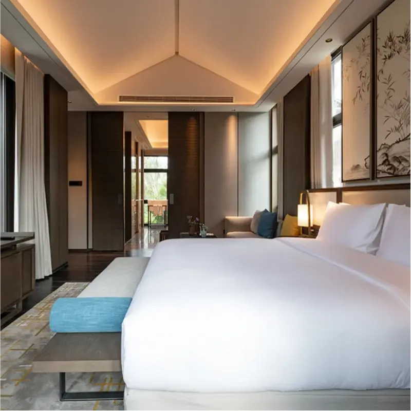 3. Modern Luxury Hotel Guestroom Interior(d181f4458a).webp