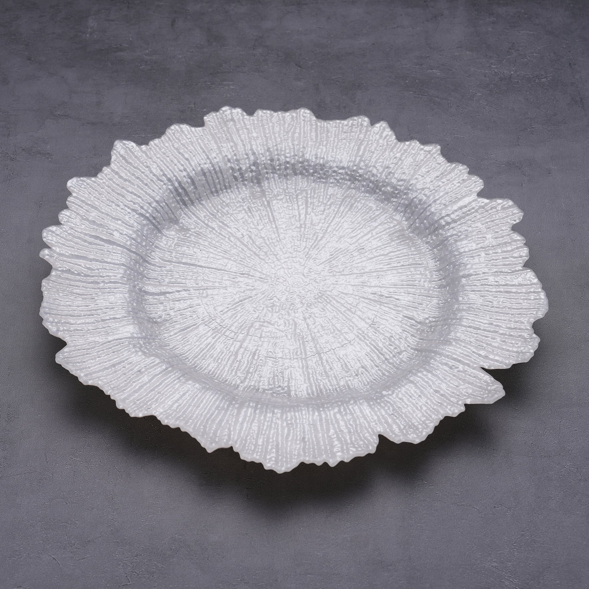 Luxury Glass Dinner Plates in Bulk Elegant Gold Rim & Beaded Wedding Charger Plates for Hotels & Catering