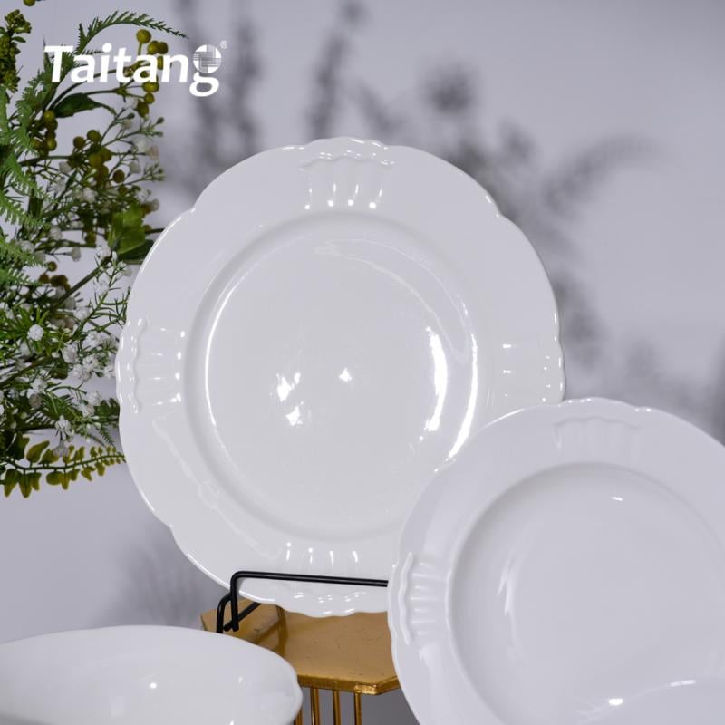 Crown Porcelain Tableware Set Elegant White Ceramic Dinnerware Set for Luxury Hotels & Fine Dining