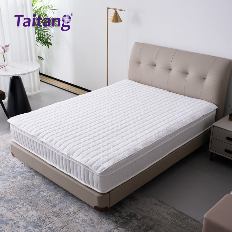 Quilted Hotel Mattress Pad 1200# Waterproof Hollow Fiber Mattress Protector for Bulk Wholesale