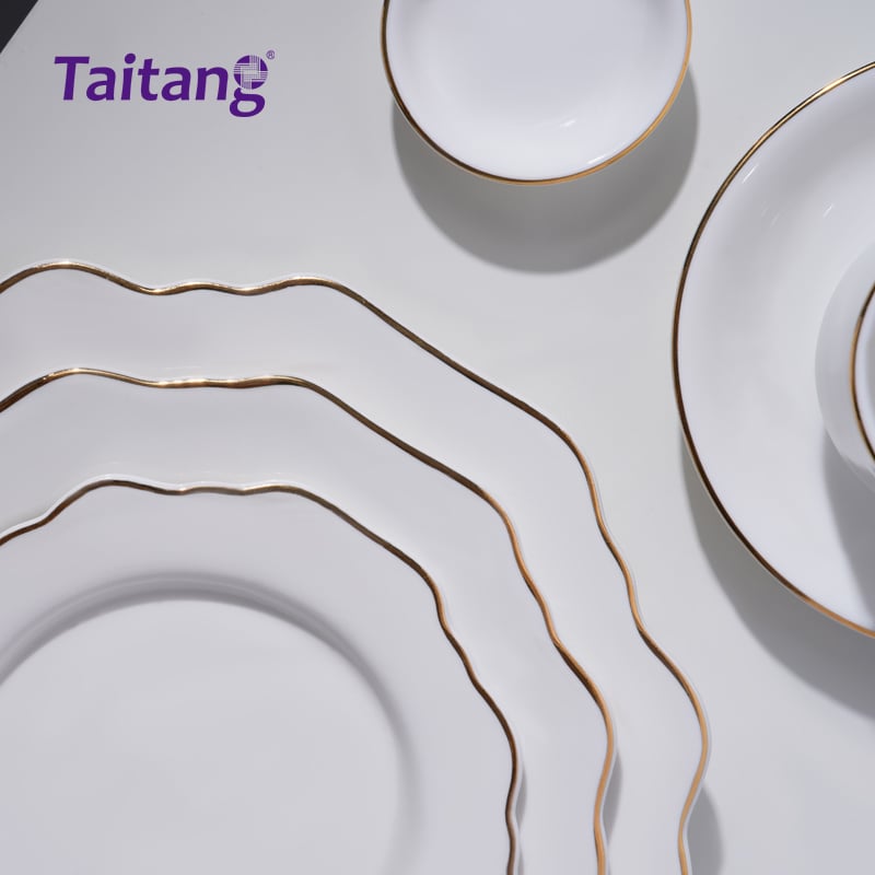 Luxury Gold-Rimmed Porcelain Dinnerware Collections Elegant Ceramic Dinnerware Set for 5-Star Hotels & Formal Banquets