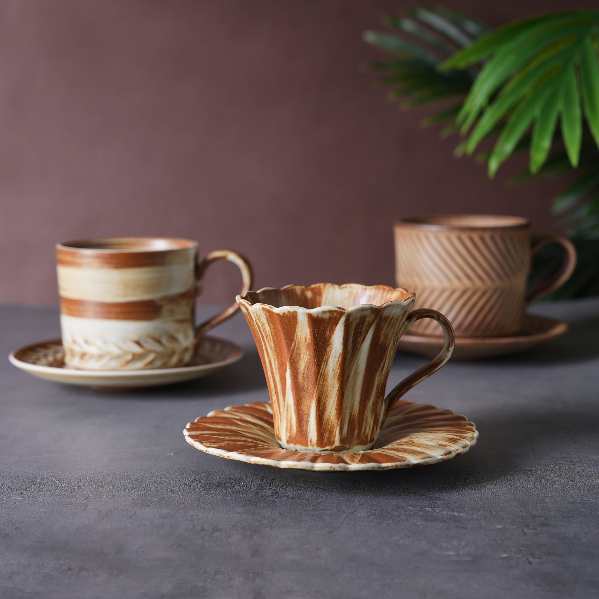 ชุดถ้วยกาแฟและจานรองทำจากเซรามิกเคลือบแบบเกลียวสำหรับงานปั้นดินเผา พร้อมชุดภาชนะสำหรับรับประทานอาหารที่มีการเคลือบผิว เหมาะสำหรับโรงแรมระดับหรู รีสอร์ต และคาเฟ่