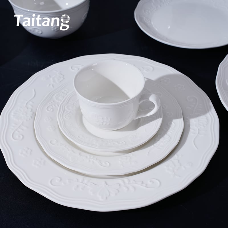 Floral Embossed Porcelain Dinnerware Set White Dinnerware Hotel Collection & Wholesale Plates Sets