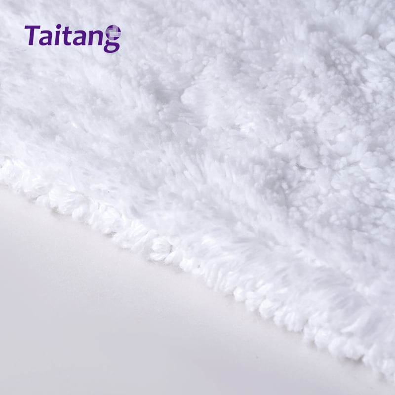Oq mehmonxona bath mat va spa bath rug 1100 g og'irlikdagi mo'tabar paxta, elegan chegarali dizayn bilan