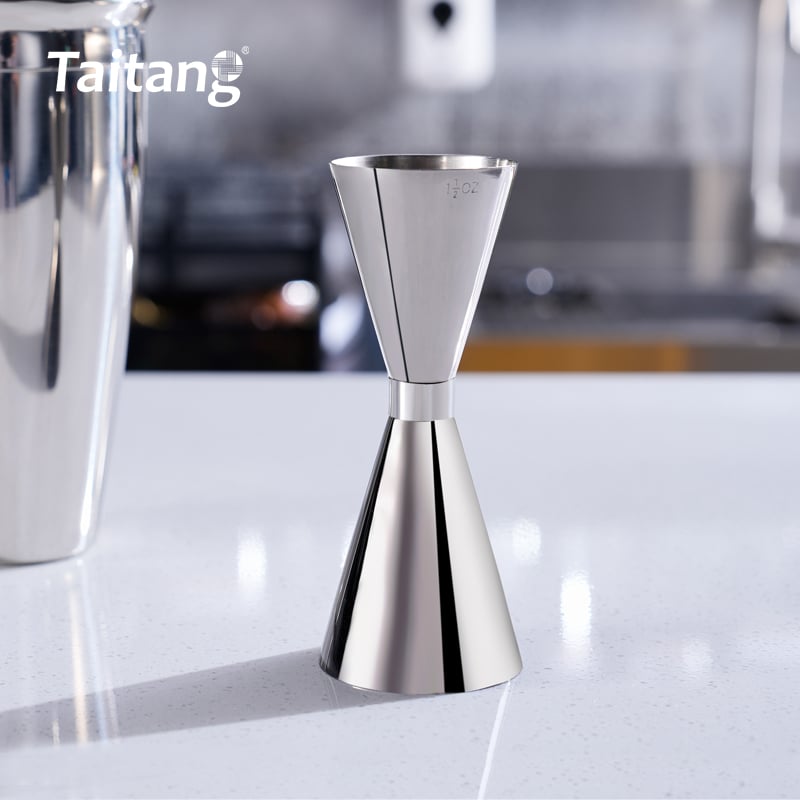 Stainless Steel Cocktail Jigger Bar Measuring Tool with Dual ML/OZ Scales for High-End Hotel Bars & Lounges