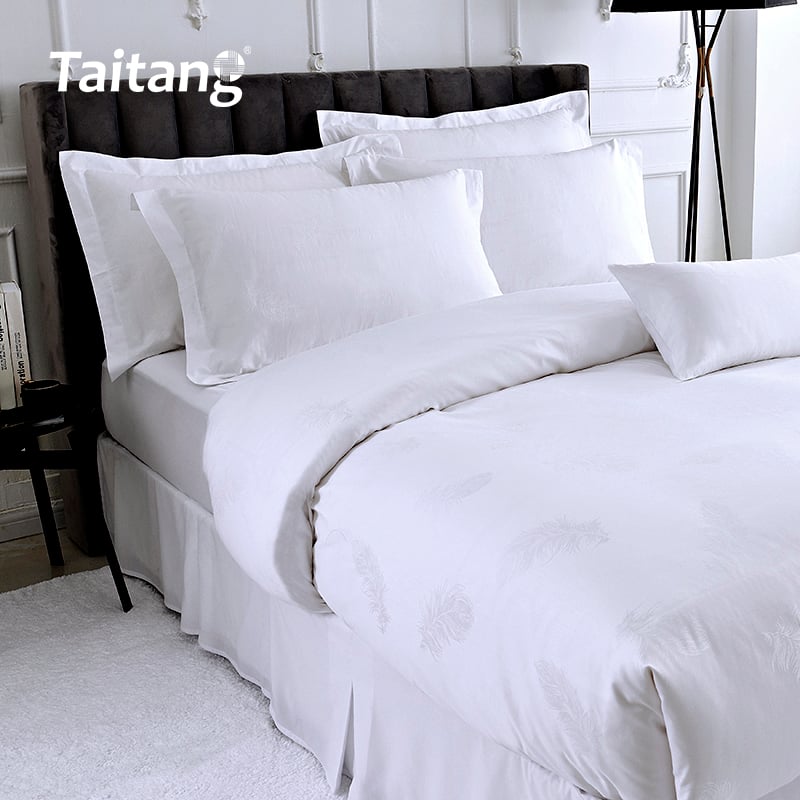 Cotton Feather Jacquard Luxury Hotel Bedding Sets 300T Hotel Collection Bedding with Duvet Cover, Flat Sheets, and Pillowcases