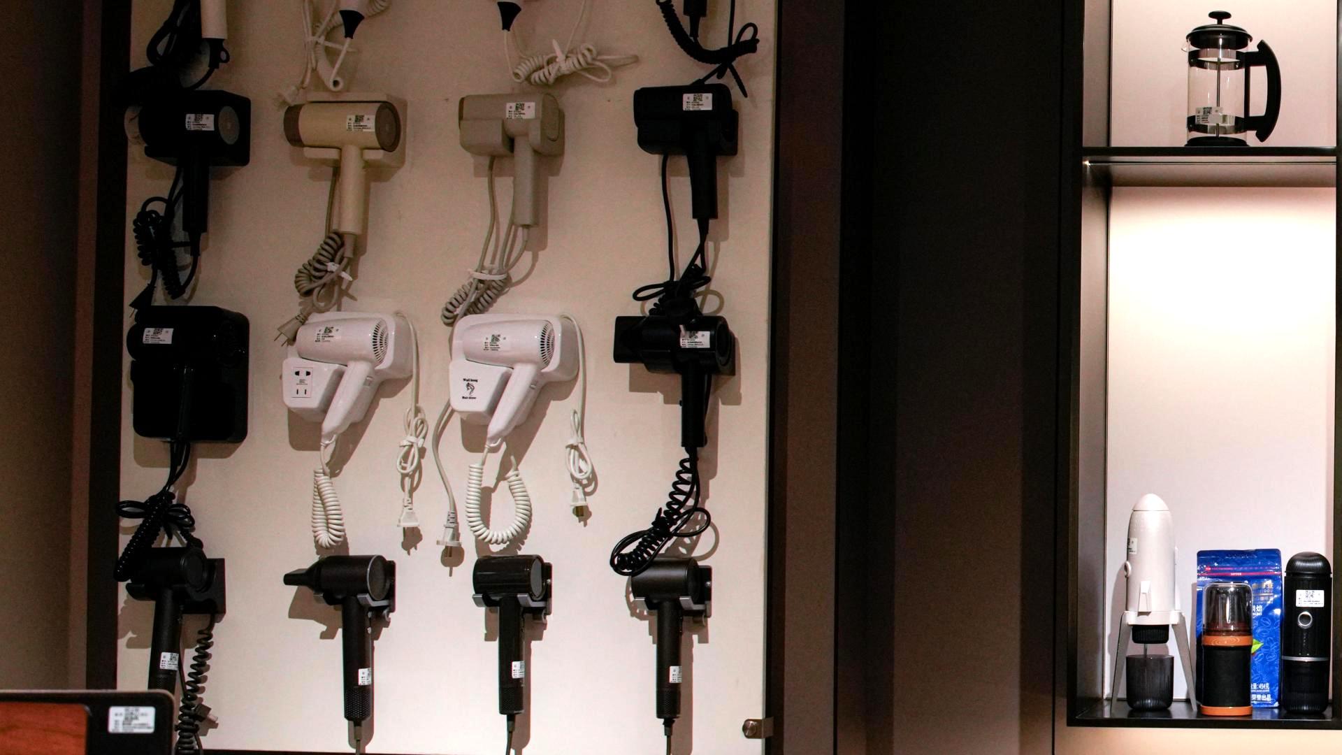 How Do You Choose the Perfect Hair Dryer for Your Hotel?
