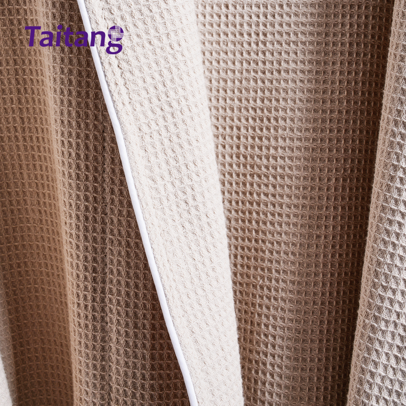 Mehmonxona spa bathrobesi, vaffel to‘qilgan paxta bathrobe, shawl yaka, oq chiziqchali dizayn, kurort uchun maxsus logotip va katta hajmdagi B2B ta'minoti