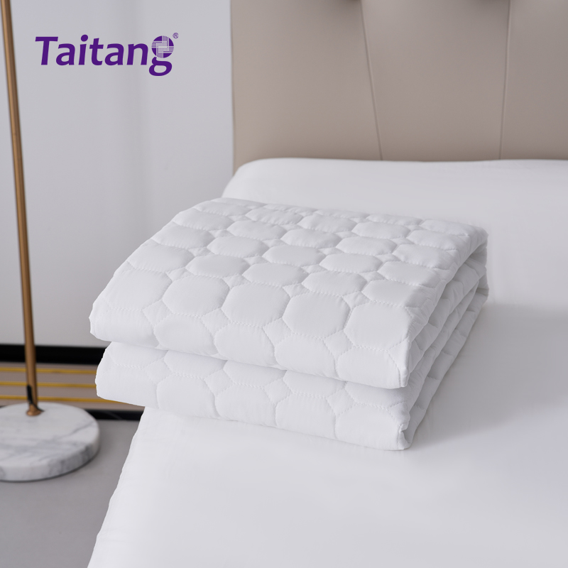 Waterproof Hotel Mattress Protector 2000# Quilted Brushed Fabric Mattress Pad for Luxury Hospitality