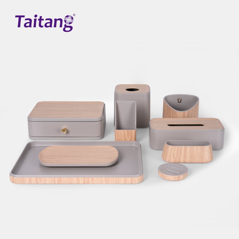 Wood-Grain Resin Hotel Room Amenities Set 5-Star Guest Room Accessories