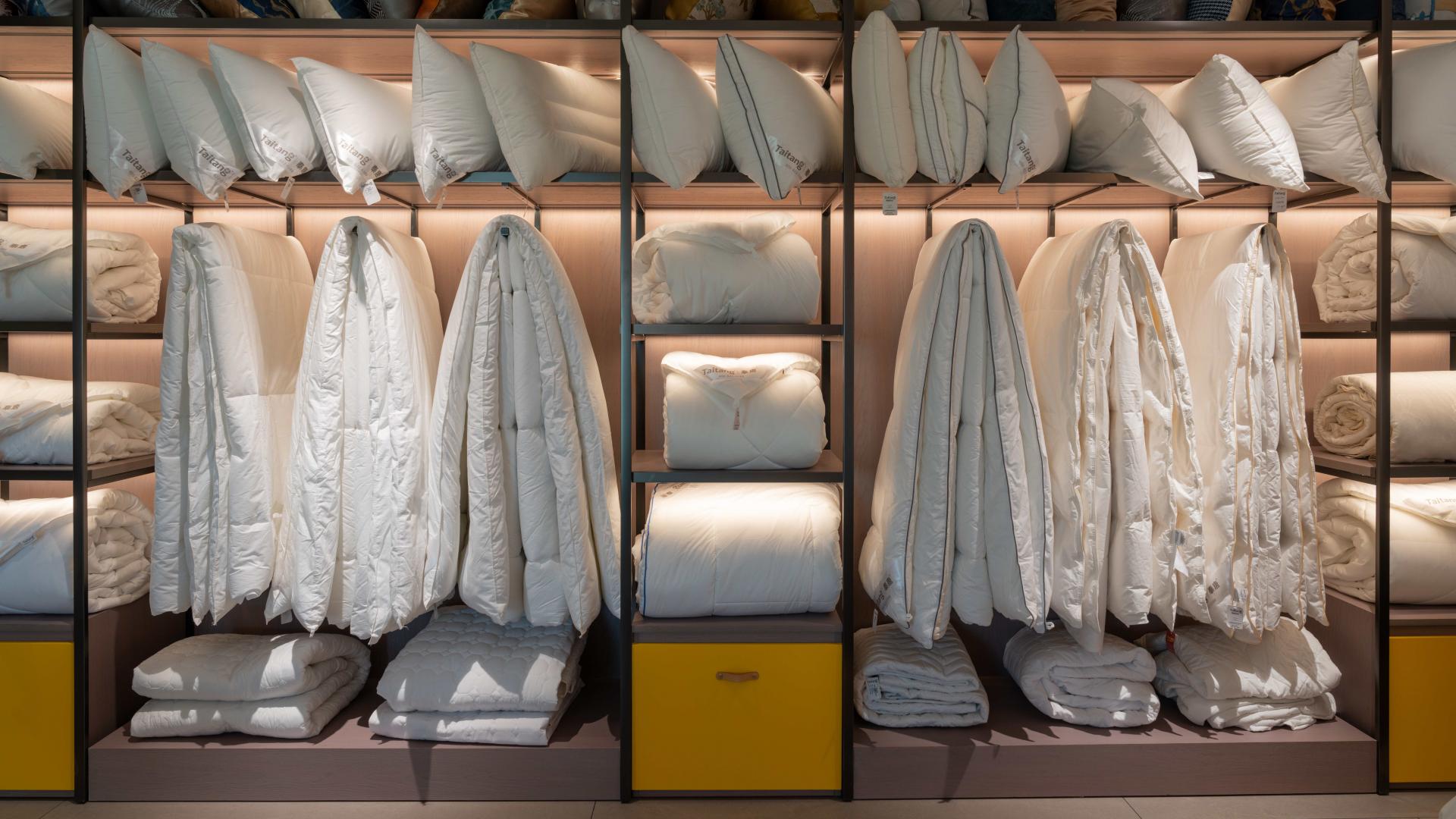How to Wash Wholesale Hotel Sheets Properly? The Complete Commercial Care Guide