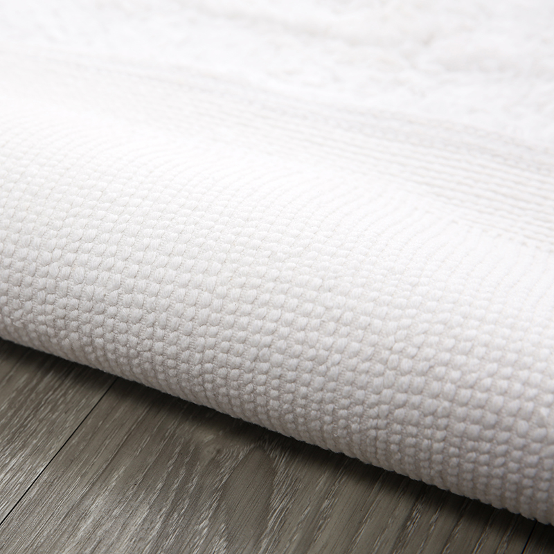 High Quality Hotel Bath Mat Wholesale White Plush Hotel Style Bath Mat for 5-Star Hotel Collection Luxury Bathroom Mats