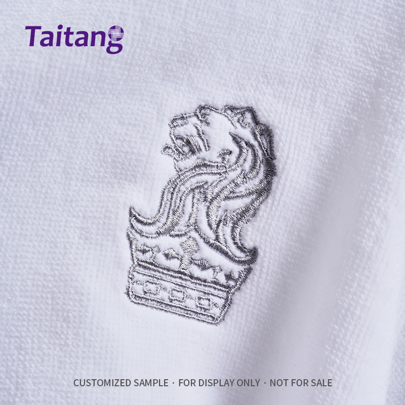 Oq mehmonxona badii bathrobe 1200 g, velur va teri paxtadan, shawl yaka, spa bathrobe, luks kurort kolleksiyasi, maxsus logotip bilan
