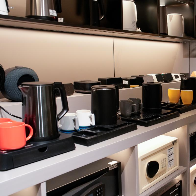 Taitang electric kettle and welcome tray sets on display for hotel room hospitality procurement.JPG