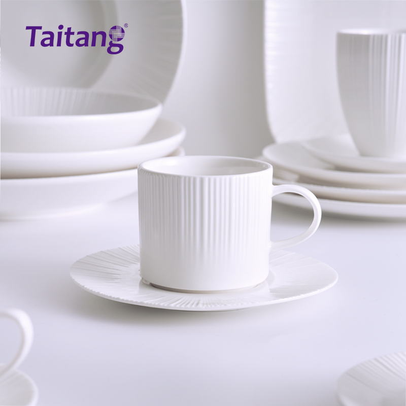 Sunburst Texture White Porcelain Dinnerware Collections Modern Dinnerware Sets for Hotels & Fine Dining