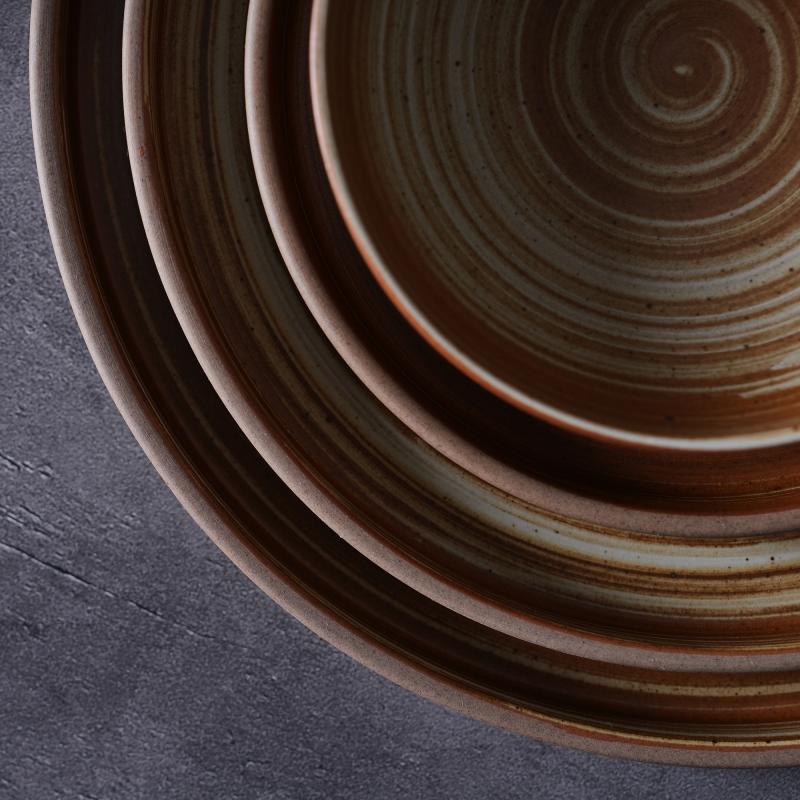 Pottery Spiraalglans Eetgereedskap-stel, Geglaseerde Keramiese Eetgereedskap en Koppies vir Ekologiese Resorte, Fynproefrestaurante en Hotelle