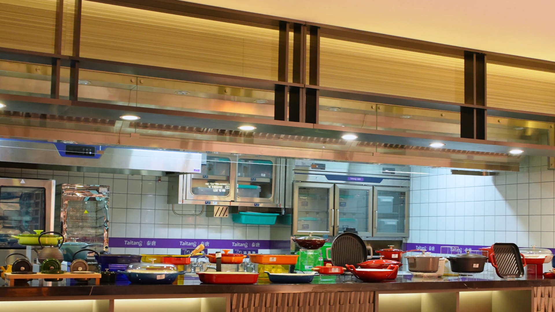 The Commercial Hotel Kitchen Equipment List & Layout Guide