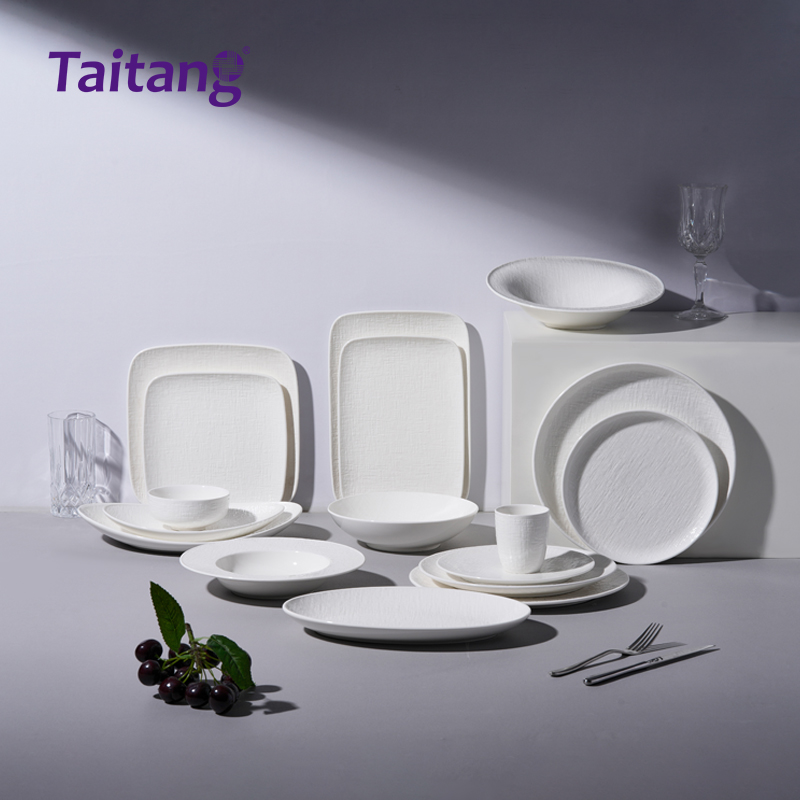 Textured Porcelain Dinnerware Collections Luxury Ceramic Dinnerware Set for 5-Star Hotels & Restaurants