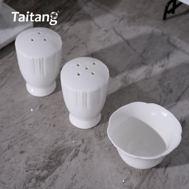 Crown Porcelain Tableware Set Elegant White Ceramic Dinnerware Set for Luxury Hotels & Fine Dining