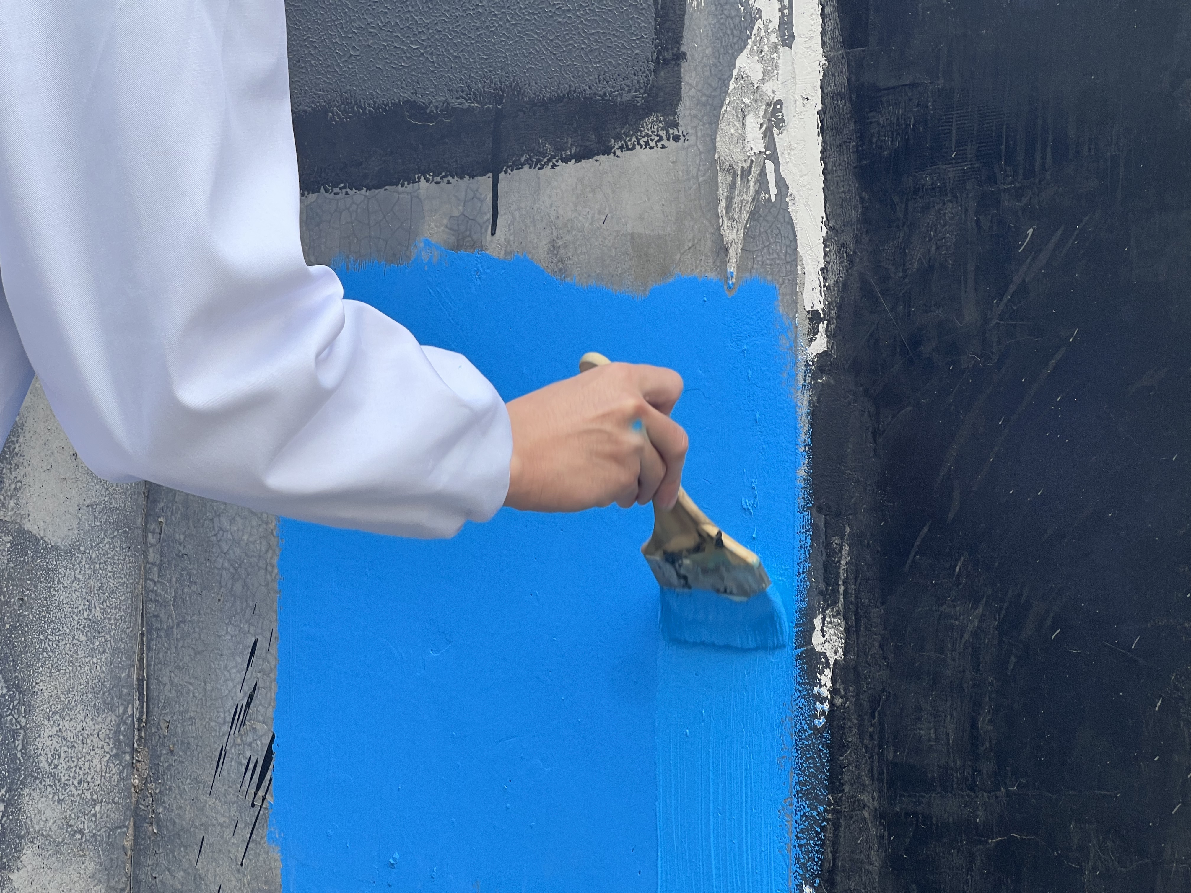 Exceptional Benefits of Waterproofing Paint for Interior Walls