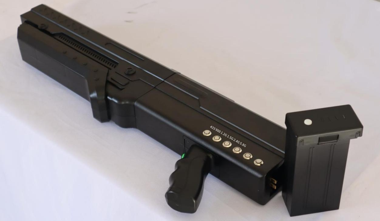 BF-Q6 Portable High-Power Drone Countermeasures Equipment (6 Channels) manufacture