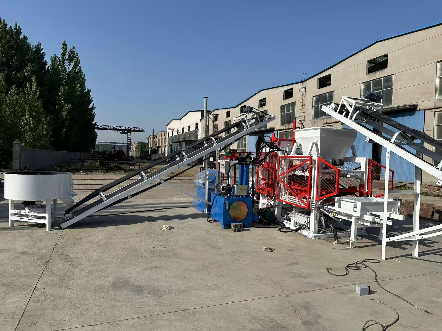 QT4-15S Fully Automatic Building Brick Production Machine