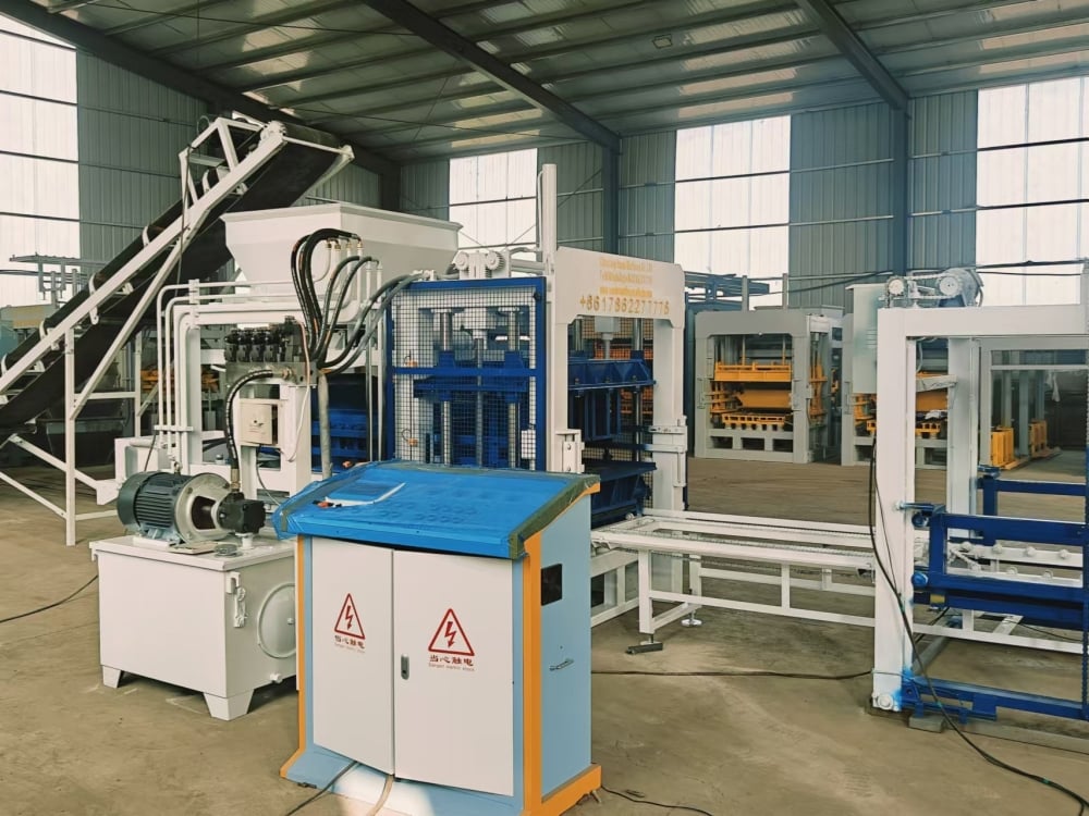 How to choose the right equipment between fully automatic and semi-automatic brick making machines?