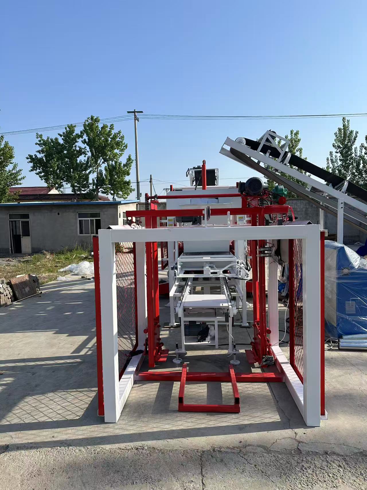 QT4-15S Fully Automatic Building Brick Production Machine