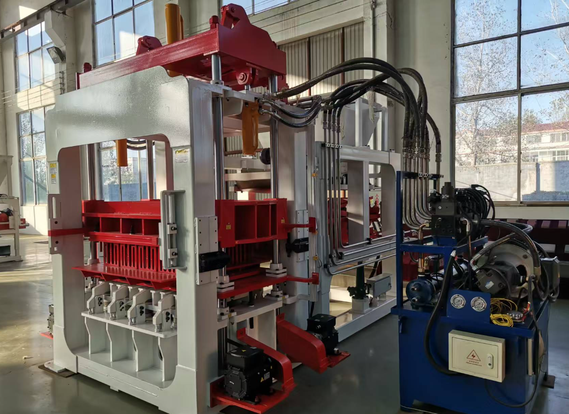 Fordele ved hydrauliske murstenmaskiner i forhold til mekaniske maskiner