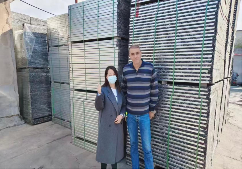 israeli client placed 10000 brick machine fiber pallets order-1
