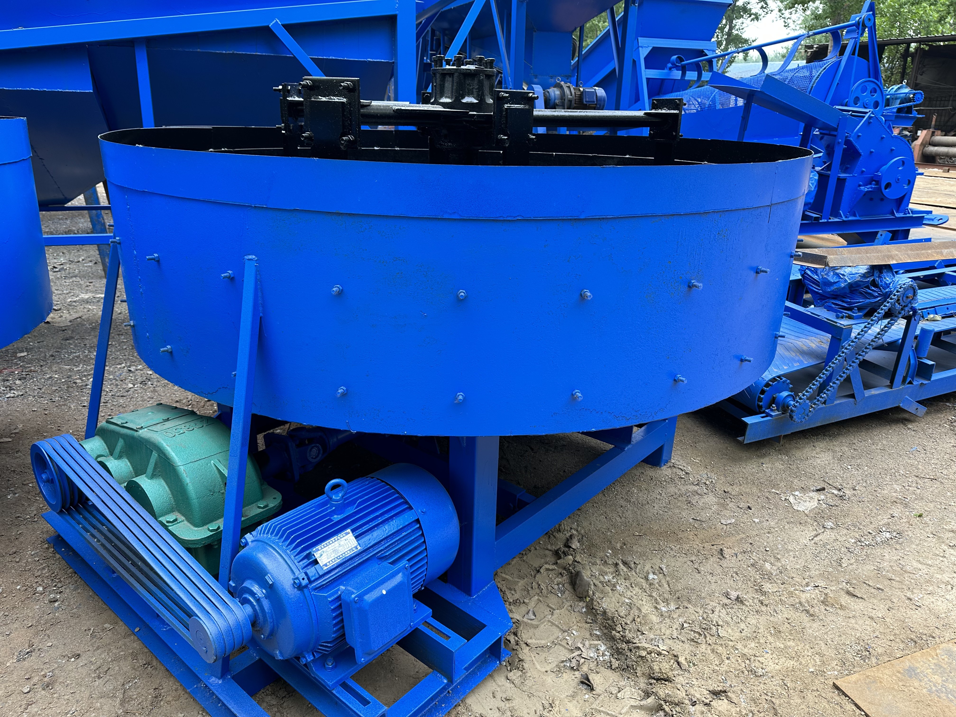 Electric Concrete Flat Mouth Mixer: JW500, 750L Capacity, ISO 9001 ...