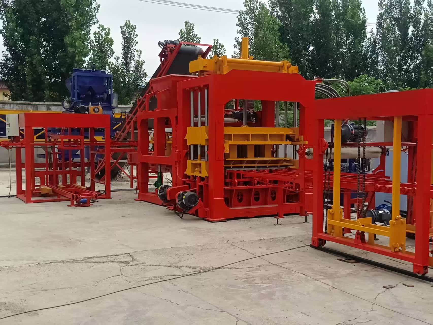 QT12-15 Fully Automatic Hydraulic Brick Making Machine
